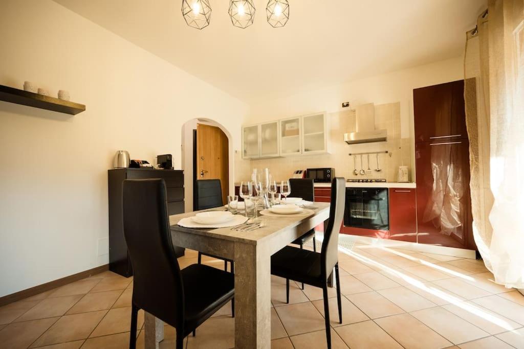 Oliva Apartment - Featuring A Private Garden And Access To A Pool Barcuzzi Eksteriør bilde